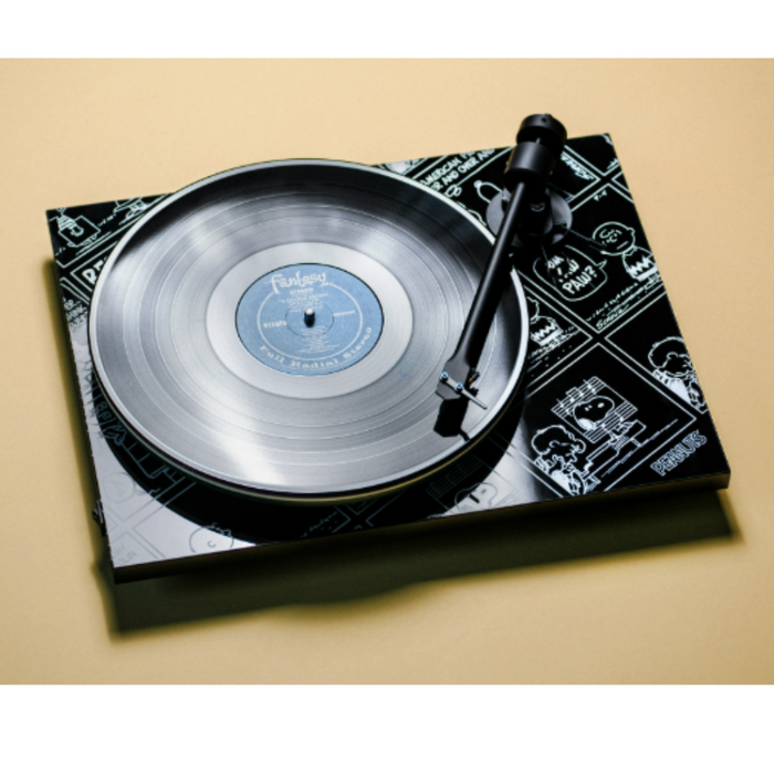 Pro-Ject|Peanuts Turntable with Ortofon OM 10 Cartridge|Melbourne Hi Fi6