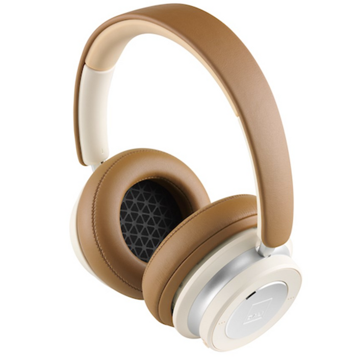 DALI | IO-6 Wireless Over Ear Headphones | Melbourne Hi Fi6
